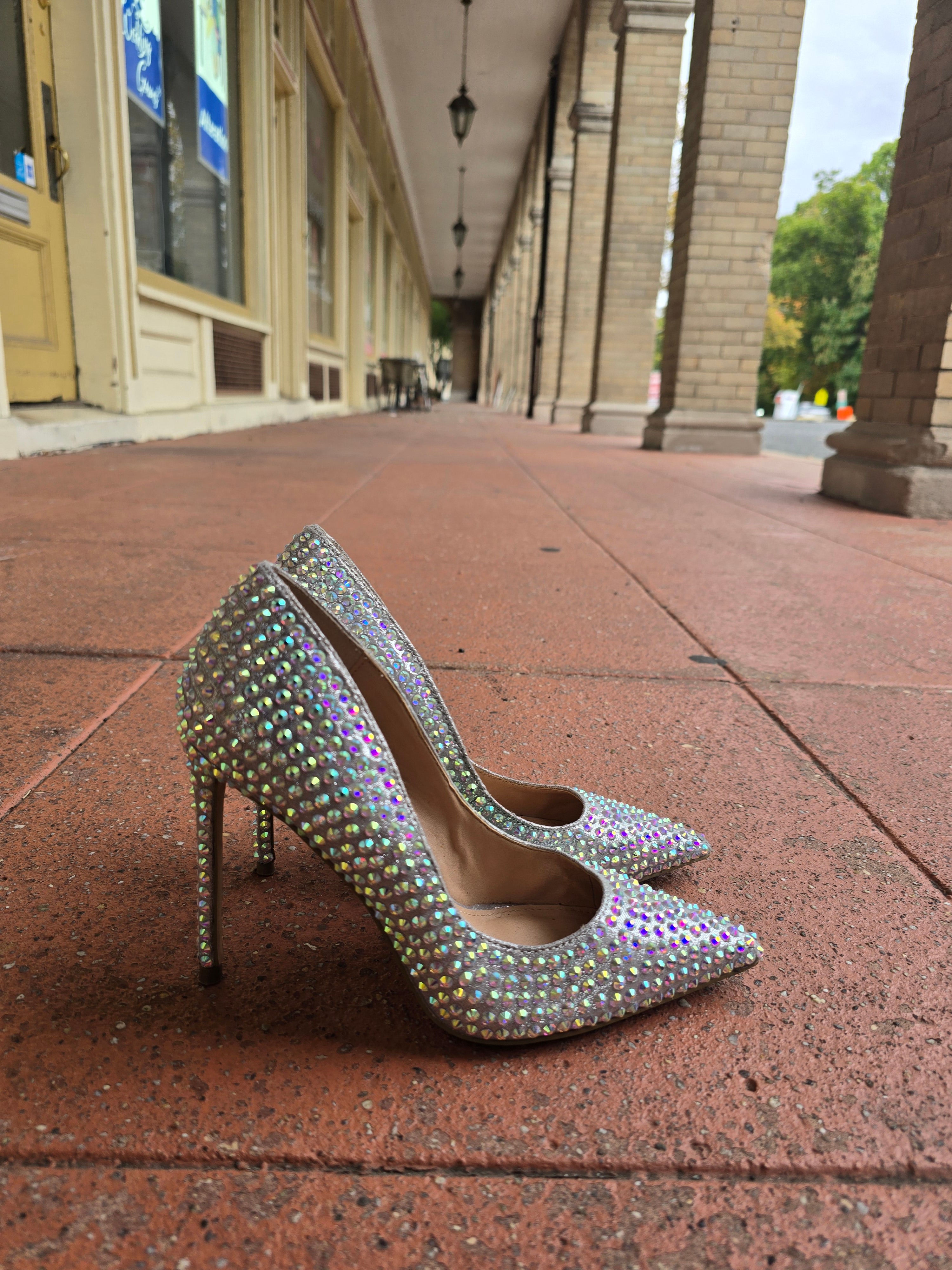 Steve Madden - Vala Rhinestone Pump