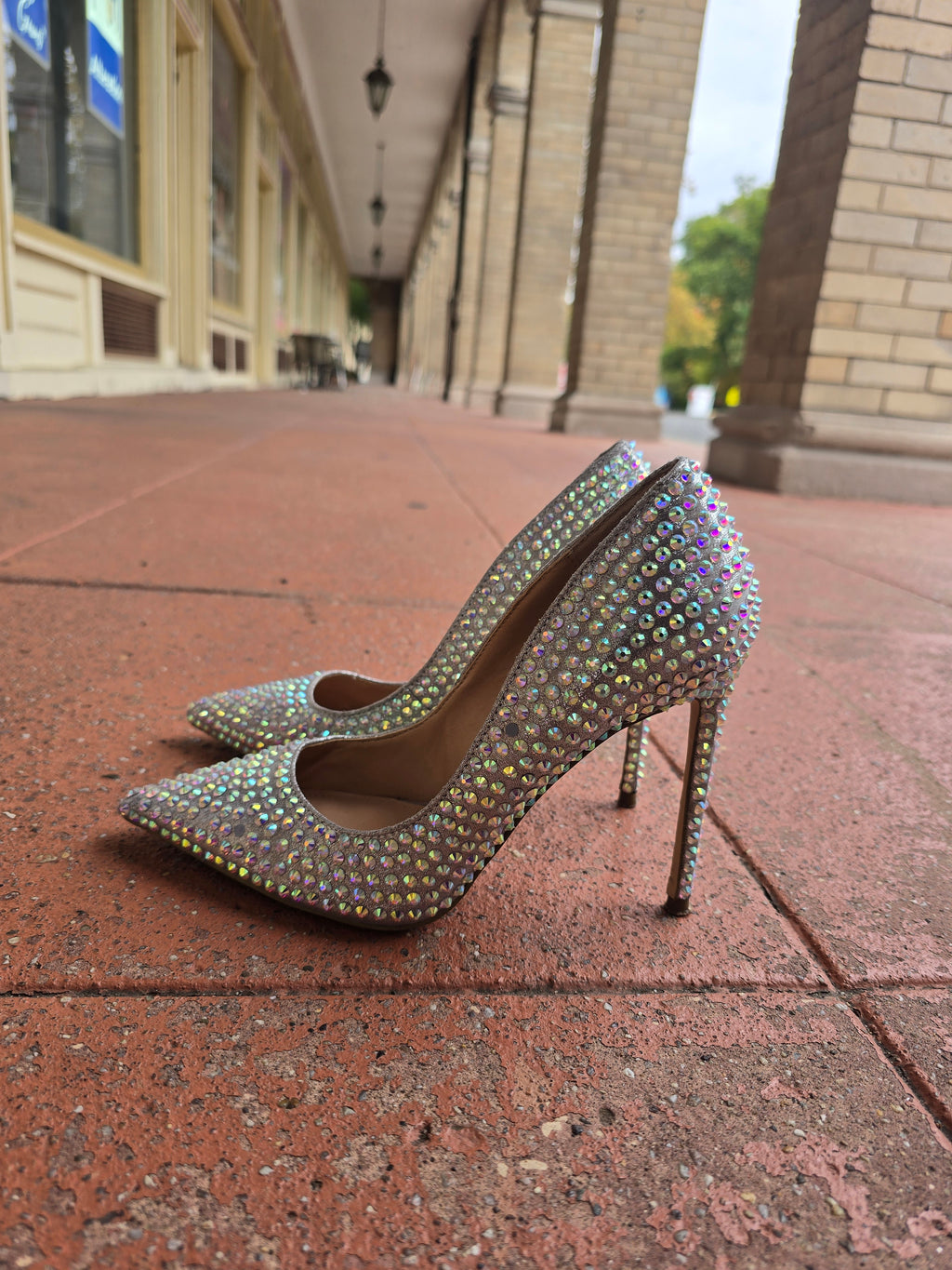 Steve Madden - Vala Rhinestone Pump