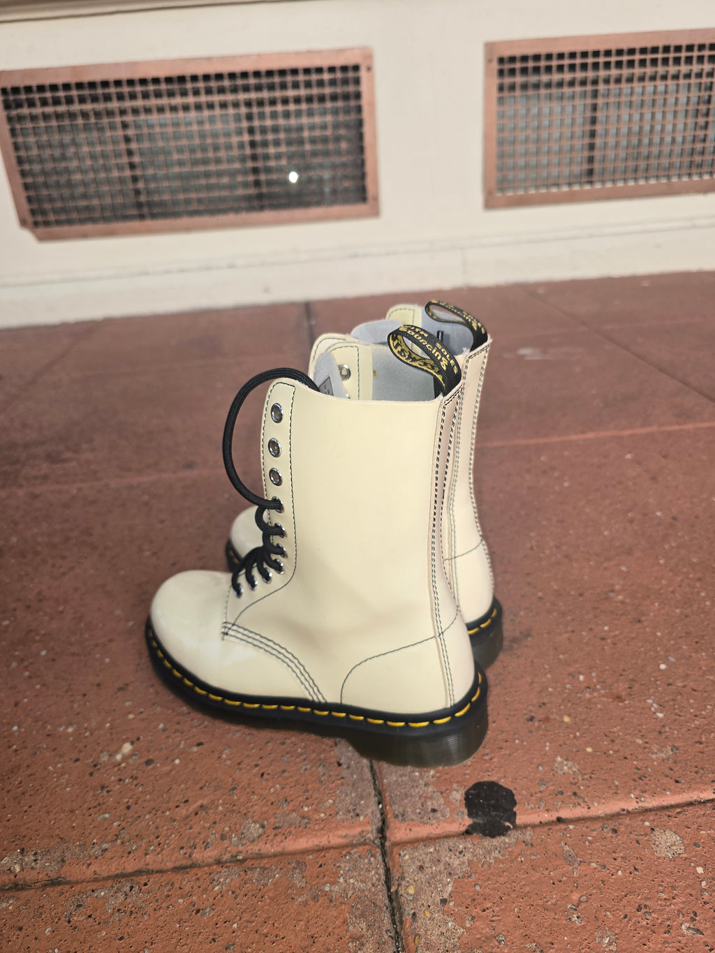 Dr. Martens - Marc Jacobs' 1993 "Grunge" Collection