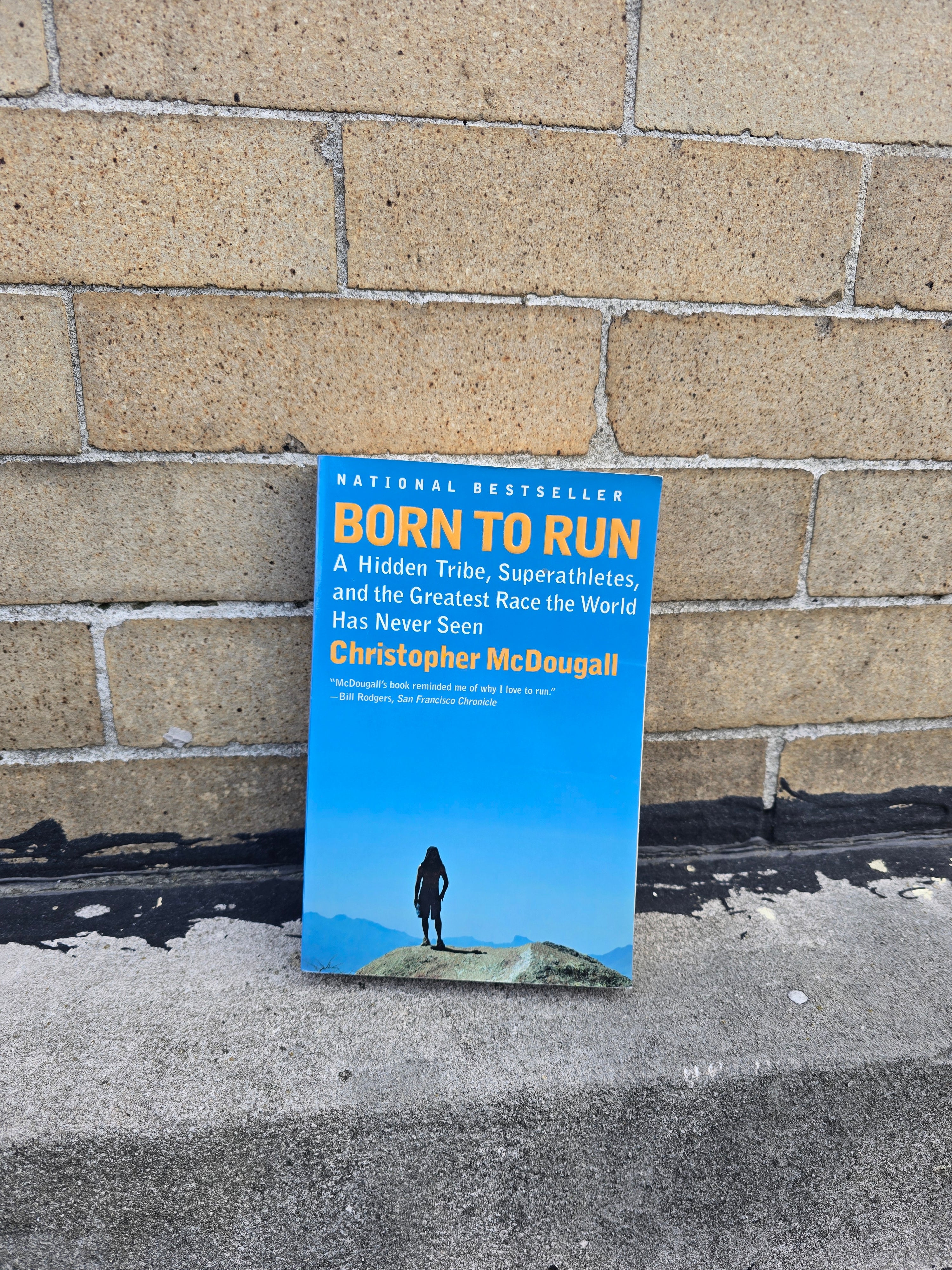 Born to Run – A Hidden Tribe, Superathletes & The Greatest Race the World Has Never Seen (Christopher McDougall) - Paperback